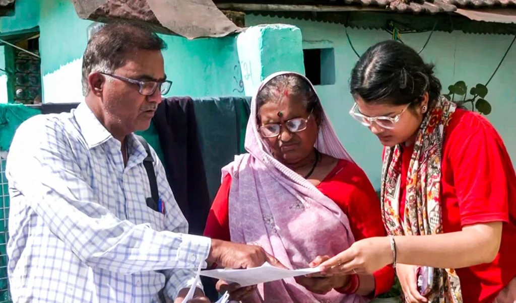 वोटर लिस्ट डाउनलोड: SIR प्रक्रिया जारी- ऑनलाइन वोटर आईडी कैसे प्राप्त करें, लिस्ट में नाम कैसे देखें? जानें पूरी जानकारी