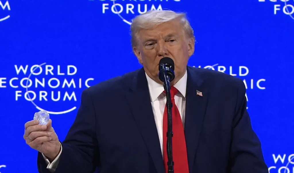 हां और ना कह सकते हैं लेकिन…ट्रंप ने ग्रीनलैंड को बर्फ का छोटा टुकड़ा बताया, फिर यूरोपीय देशों को धमकाया हां और ना कह सकते हैं लेकिन…ट्रंप ने ग्रीनलैंड को बर्फ का छोटा टुकड़ा बताया, फिर यूरोपीय देशों को धमकाया