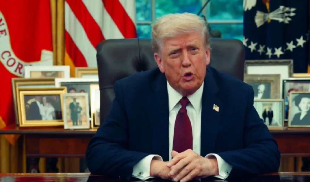 हिंद महासागर में अमेरिकी 'परमाणु किले' डियागो गार्सिया पर बवाल, ट्रंप ने UK पर उठाए सवाल, बताया भारी मूर्खता