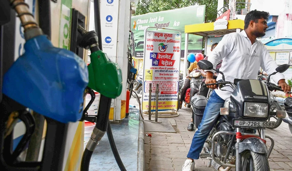 1 April से पूरे देश में मिलेगा सिर्फ E20 और 95 RON Petrol, जानिये आपकी गाड़ी और जेब पर क्या पड़ेगा असर?