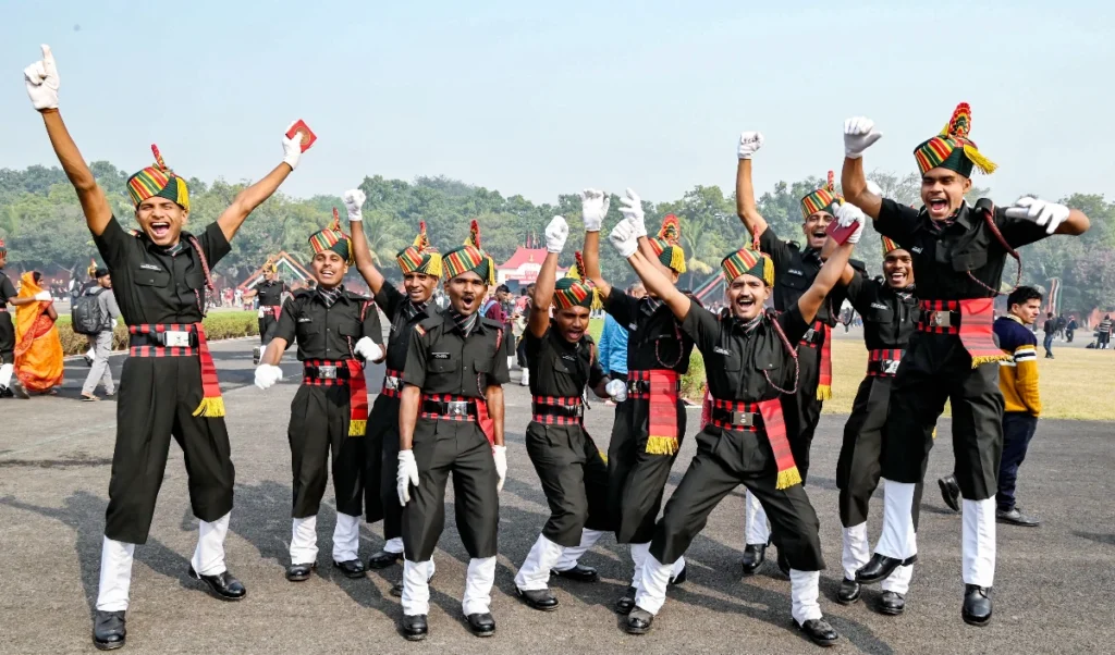 Agnipath Scheme की असली 'अग्निपरीक्षा', First Batch होगा बाहर, 75% Agniveer के भविष्य का क्या?