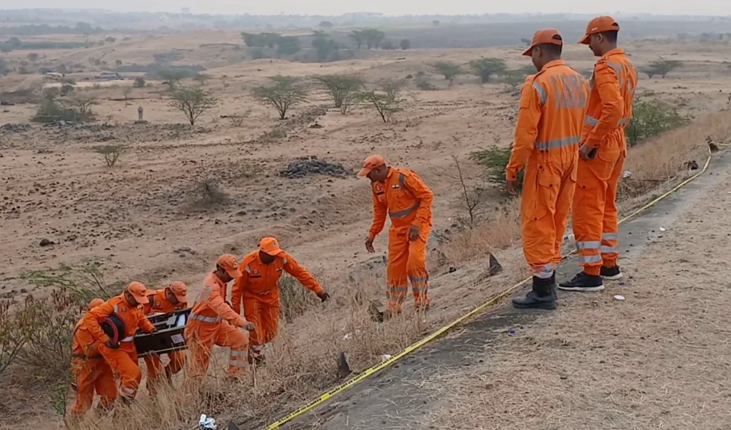 Air Ambulance Plane Crash | रांची से दिल्ली जा रही एयर एंबुलेंस दुर्घटनाग्रस्त, सभी सातों लोगों की मौत