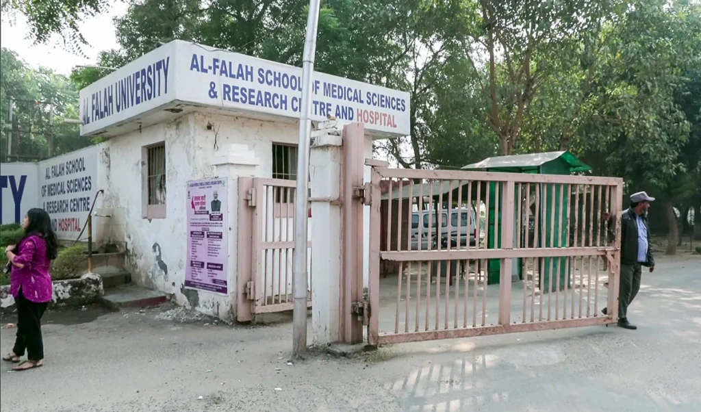 Al Falah University Chairman Arrest | दिल्ली विस्फोट के बाद बड़ी कार्रवाई! अल फलाह यूनिवर्सिटी के चेयरमैन जवाद अहमद सिद्दीकी गिरफ्तार Al Falah University Chairman Arrest | दिल्ली विस्फोट के बाद बड़ी कार्रवाई! अल फलाह यूनिवर्सिटी के चेयरमैन जवाद अहमद सिद्दीकी गिरफ्तार