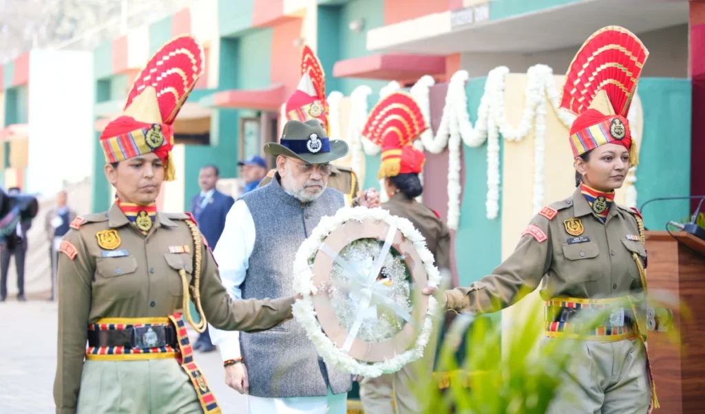 BSF के 60 साल बेमिसाल: Amit Shah ने कहा- आपकी कर्तव्य-निष्ठा से सीखता हूं
