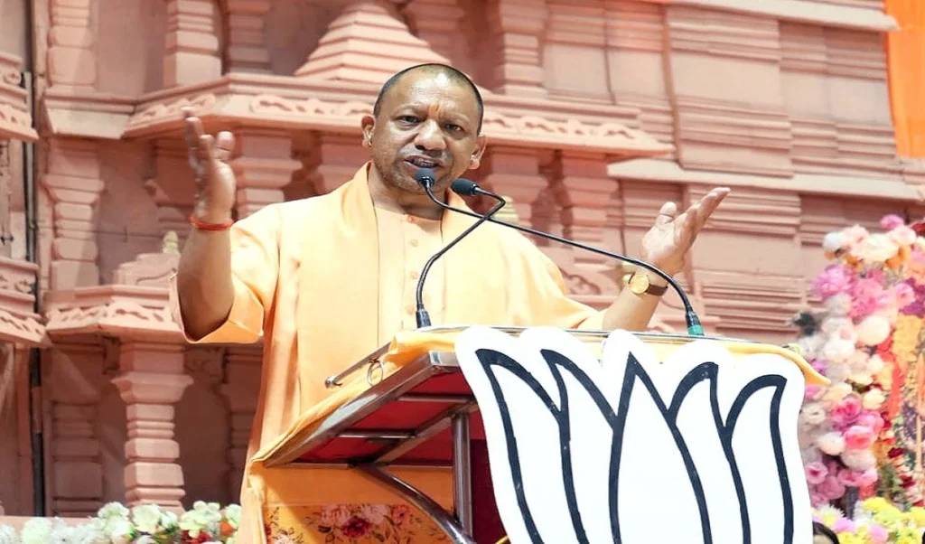 Barabanki में Yogi Adityanath का बड़ा बयान, कहा- कयामत तक बाबरी ढांचे का पुनर्निर्माण नहीं होगा