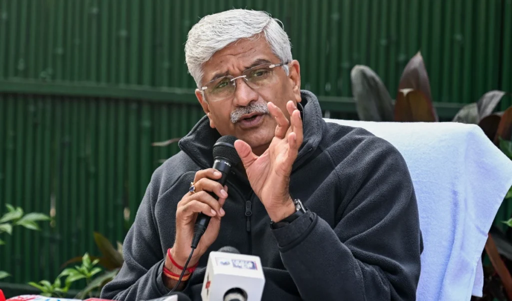 ‘Congress के शहजादे को कोई Serious नहीं लेता’, Rahul Gandhi के बयान पर शेखावत का तीखा पलटवार