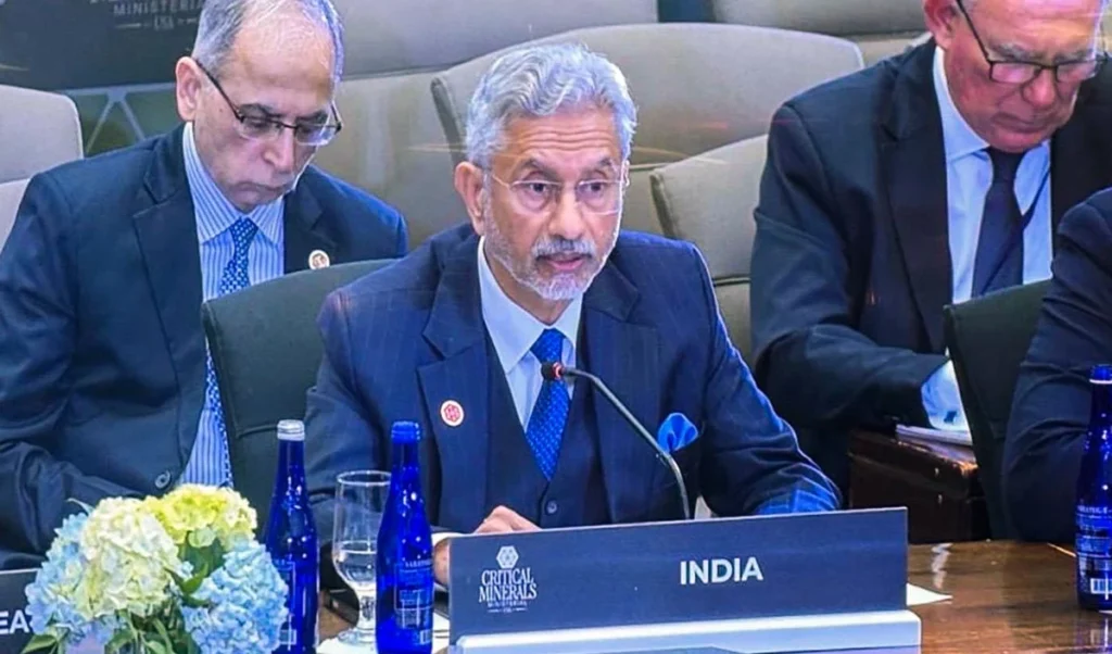 Critical Minerals मुद्दे पर जयशंकर के भाषण को बिना पलक झपकाए सुनते रहे 55 देश, China की बादशाहत तोड़ने के लिए बनाई गई बड़ी रणनीति