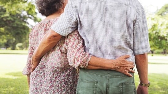 Grandfather married for 60 years shares surprising secret to a lifetime of marriage: ‘You don’t love the same woman…’ Grandfather married for 60 years shares surprising secret to a lifetime of marriage: ‘You don’t love the same woman…’