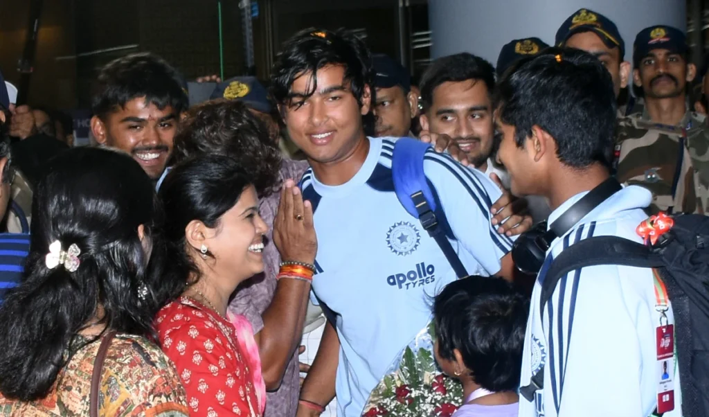 IPL 2026 की तैयारी या कुछ और? World Cup हीरो Vaibhav Suryavanshi 10वीं Board Exam देने नहीं पहुंचे IPL 2026 की तैयारी या कुछ और? World Cup हीरो Vaibhav Suryavanshi 10वीं Board Exam देने नहीं पहुंचे