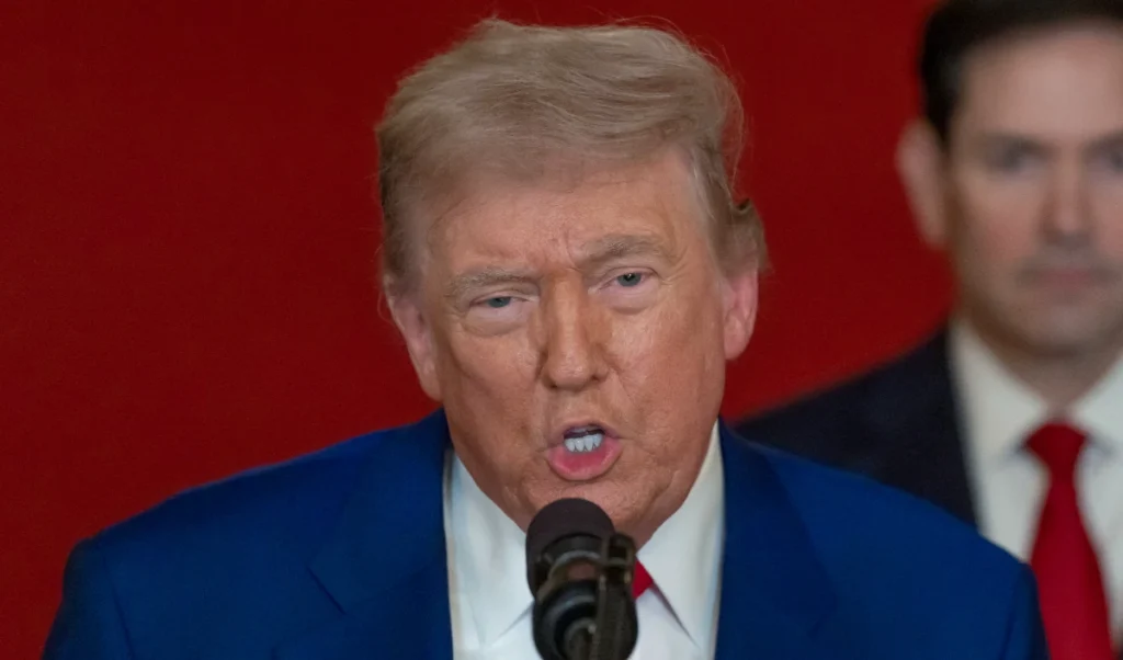 India-Venezuela Oil Deal | 'ईरान नहीं, अब वेनेजुएला से तेल खरीदेगा भारत', Donald Trump का बड़ा दावा India-Venezuela Oil Deal | 'ईरान नहीं, अब वेनेजुएला से तेल खरीदेगा भारत', Donald Trump का बड़ा दावा