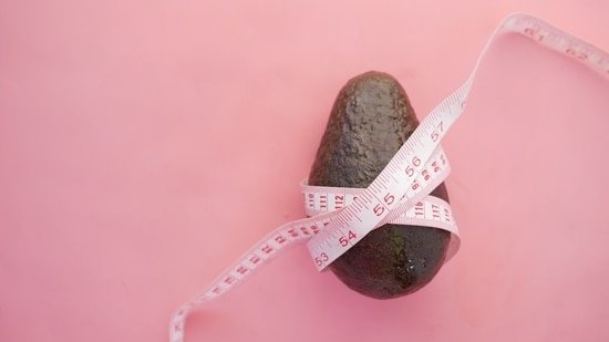 Kareena Kapoor’s dietician Rujuta Diwekar warns against falling for ‘health washed’ products; shares 8 diet red flags Kareena Kapoor’s dietician Rujuta Diwekar warns against falling for ‘health washed’ products; shares 8 diet red flags