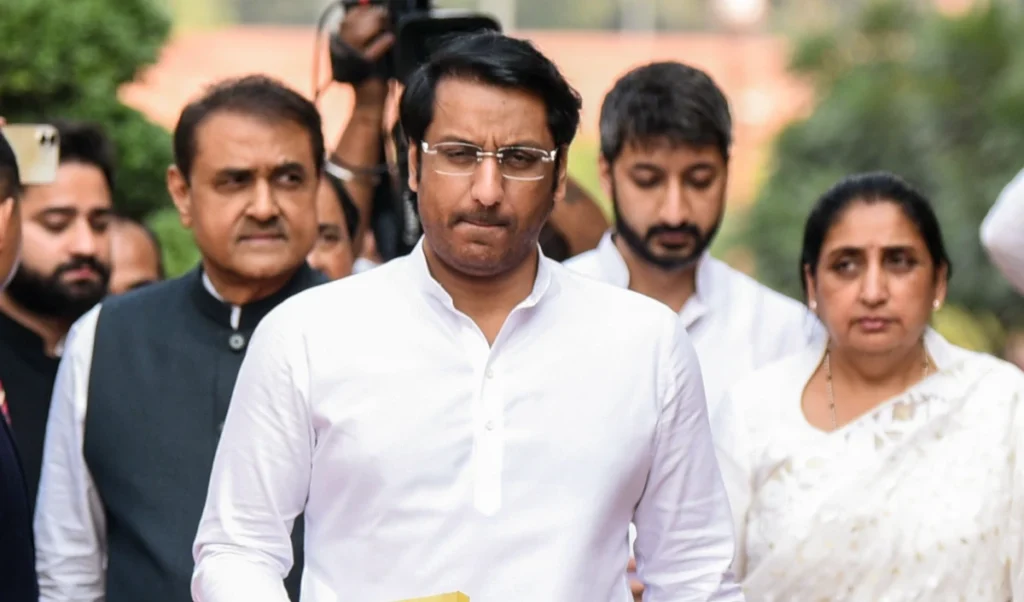 Kharage Panel Report का खुलासा: Pune Land Scam में पार्थ पवार सेफ, दो अधिकारियों पर एक्शन तय