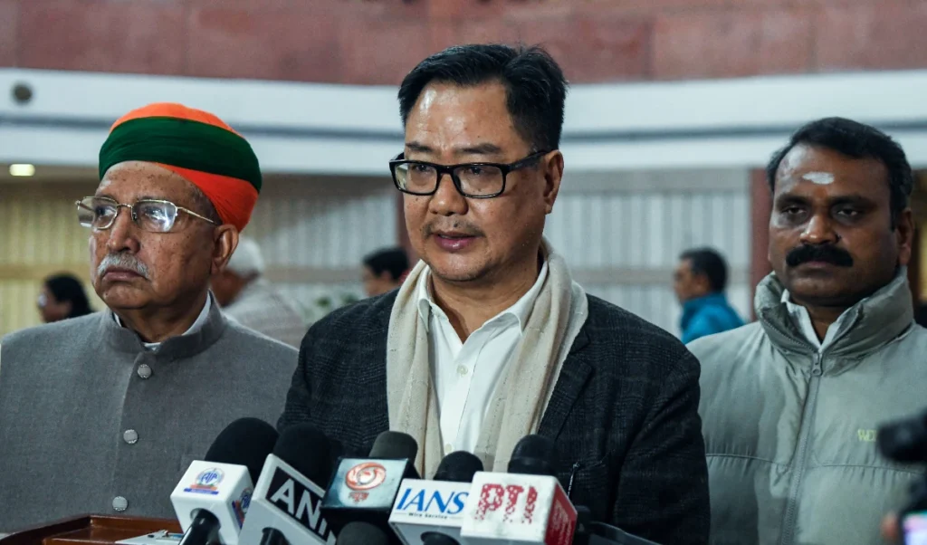 Kiren Rijiju का Rahul Gandhi को दो टूक जवाब- मनमाने ढंग से नहीं, नियमों के अनुसार बोलना होगा