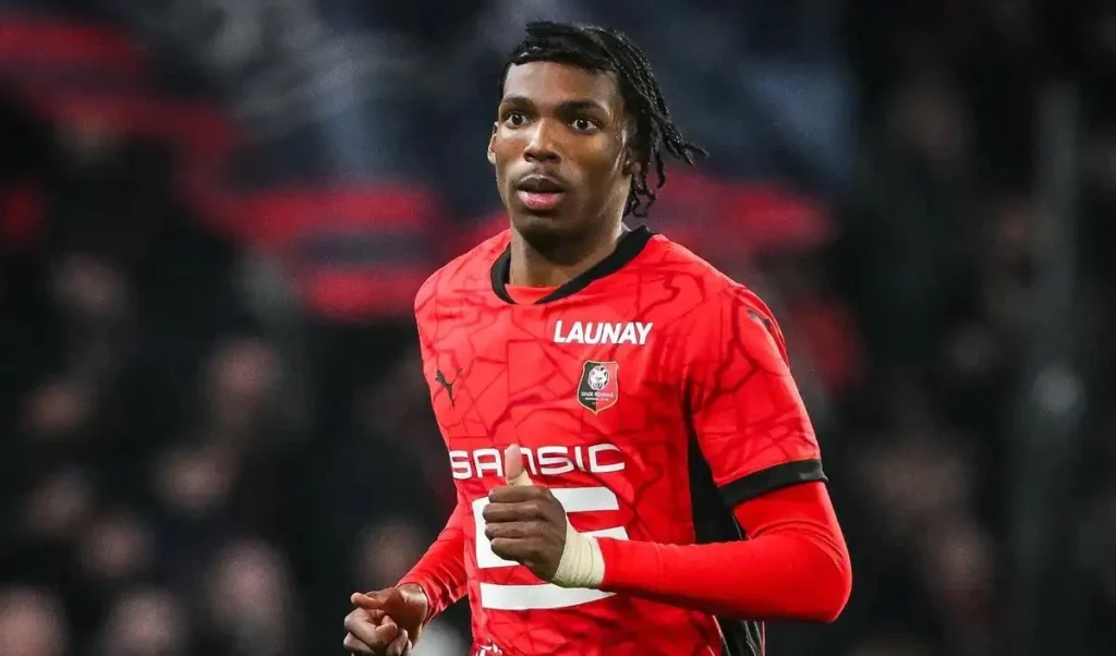 Liverpool ने डिफेंस मजबूत करने की तैयारी की, जेरेमी जैकेट पर चेल्सी को पछाड़ा Liverpool ने डिफेंस मजबूत करने की तैयारी की, जेरेमी जैकेट पर चेल्सी को पछाड़ा