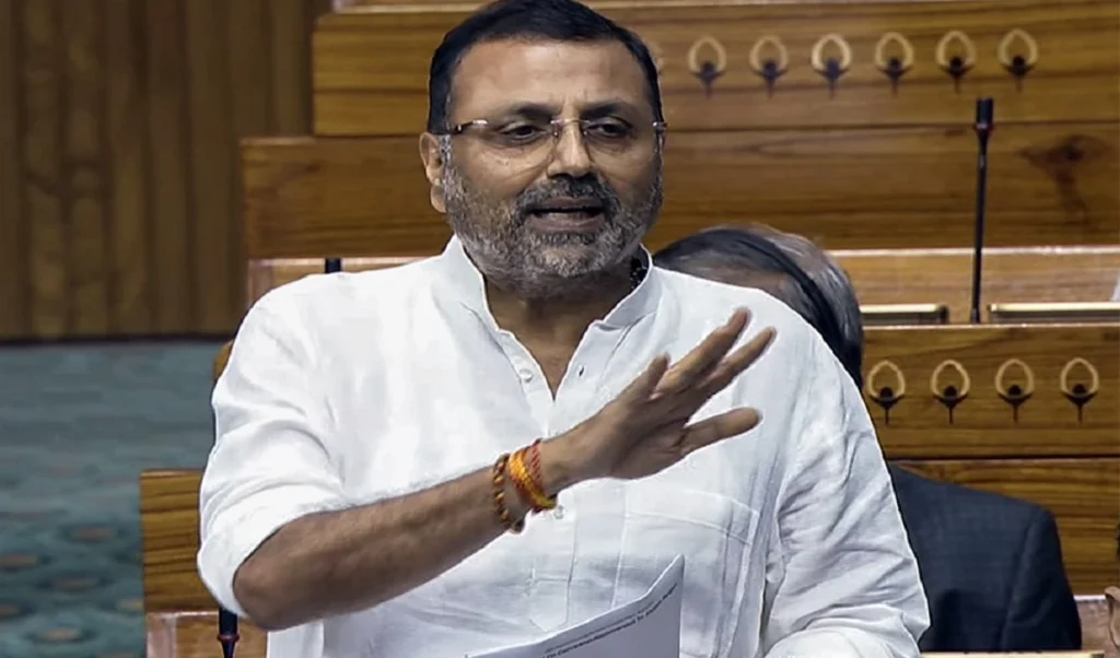 Lok Sabha में Nehru पर Nishikant Dubey की टिप्पणी से बवाल, कांग्रेस सांसदों ने किया भारी हंगामा