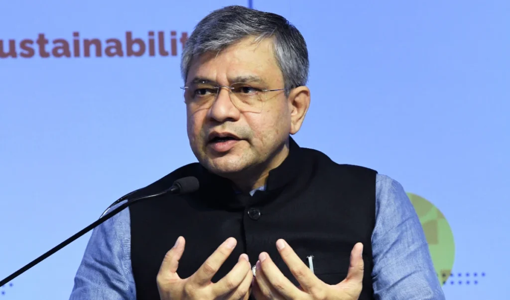 Madhya Pradesh बनेगा औद्योगिक हब! रेल मंत्री Ashwini Vaishnav ने दी ₹48,000 करोड़ की परियोजनाओं और नए 'फ्रेट कॉरिडोर' की सौगात