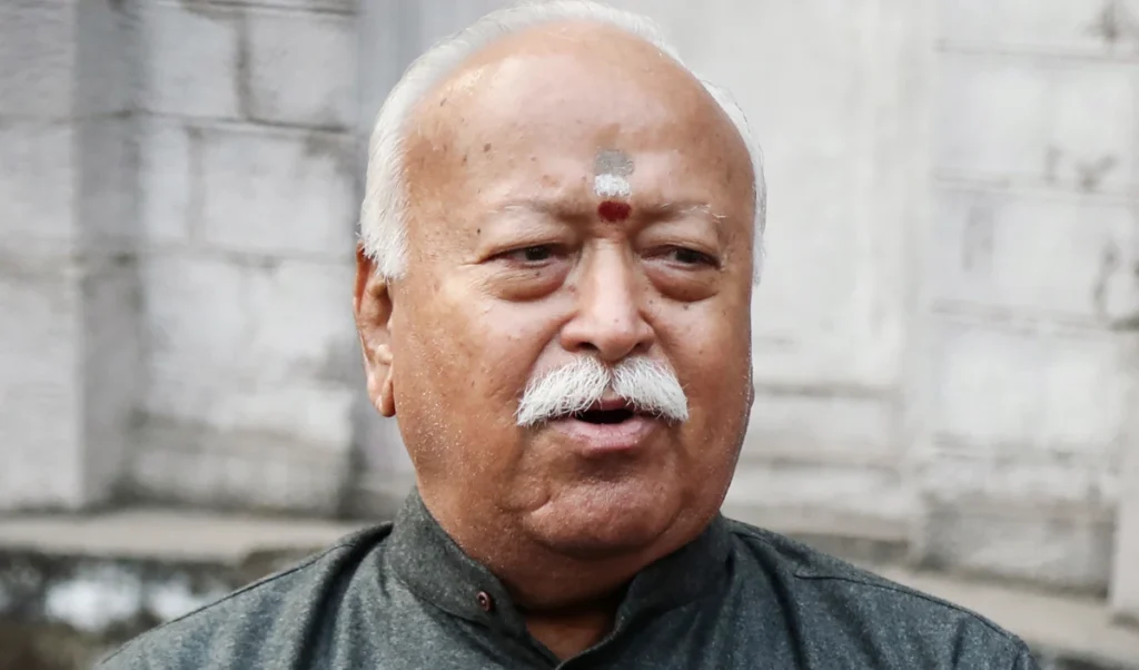 Maharashtra में सियासी घमासान! Mohan Bhagwat और Adnan Sami की मुलाकात पर कांग्रेस का तीखा हमला, बताया ‘राष्ट्र-विरोधी’ कृत्य