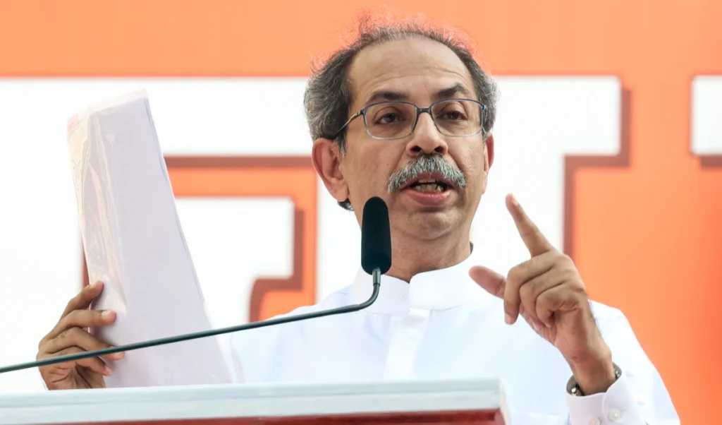 Marathi Pride Day | भाजपा क्षेत्रीय भाषाओं को खत्म कर हिंदी की सर्वोच्चता थोपना चाहती है, Uddhav Thackeray का बयान Marathi Pride Day | भाजपा क्षेत्रीय भाषाओं को खत्म कर हिंदी की सर्वोच्चता थोपना चाहती है, Uddhav Thackeray का बयान