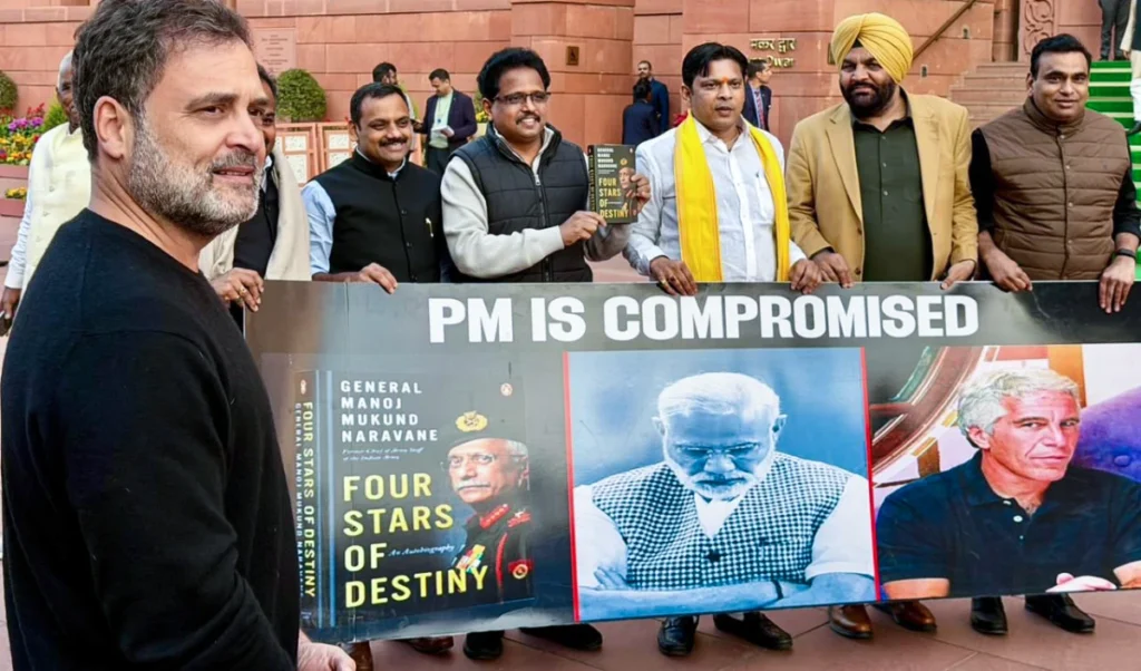 Naravane Memoir Row | Rahul Gandhi ने जनरल नरवणे का किया समर्थन, कहा- मुझे सेना प्रमुख पर भरोसा है, प्रकाशक पर नहीं