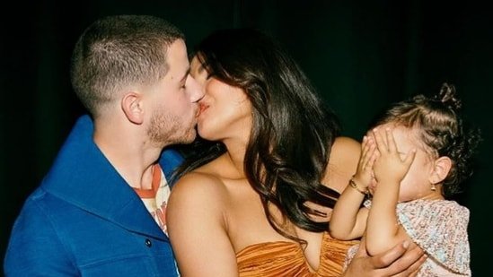 Nick Jonas says a good husband means being ‘reliable, trustworthy’ as daughter Malti sees how he treats Priyanka Chopra Nick Jonas says a good husband means being ‘reliable, trustworthy’ as daughter Malti sees how he treats Priyanka Chopra