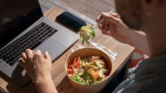 Nutritionist says these 5 things can improve women’s reproductive health by 70% Nutritionist says these 5 things can improve women’s reproductive health by 70%