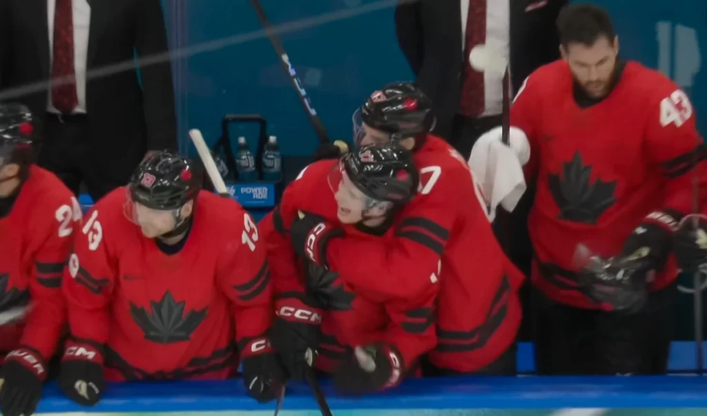 Olympic Ice Hockey में Team Canada का तूफान, France को 10-2 से रौंदकर मचाया तहलका। Olympic Ice Hockey में Team Canada का तूफान, France को 10-2 से रौंदकर मचाया तहलका।