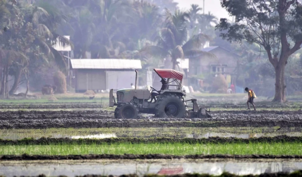 Prabhasakshi NewsRoom: India-US Trade Deal से भारत में कौन-सी चीजें सस्ती होंगी? किसानों को क्या-क्या फायदे होंगे?