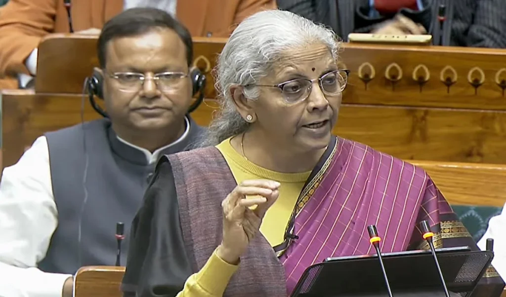 Prabhasakshi NewsRoom: Union Budget से क्या सस्ता हुआ, क्या महँगा? नये वित्त वर्ष से आपकी जेब पर कितना असर पड़ेगा?