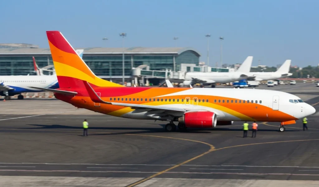 SpiceJet को Supreme Court से डबल झटका, 144 करोड़ की अर्जी खारिज, Chairman Ajay Singh पर जुर्माना। SpiceJet को Supreme Court से डबल झटका, 144 करोड़ की अर्जी खारिज, Chairman Ajay Singh पर जुर्माना।