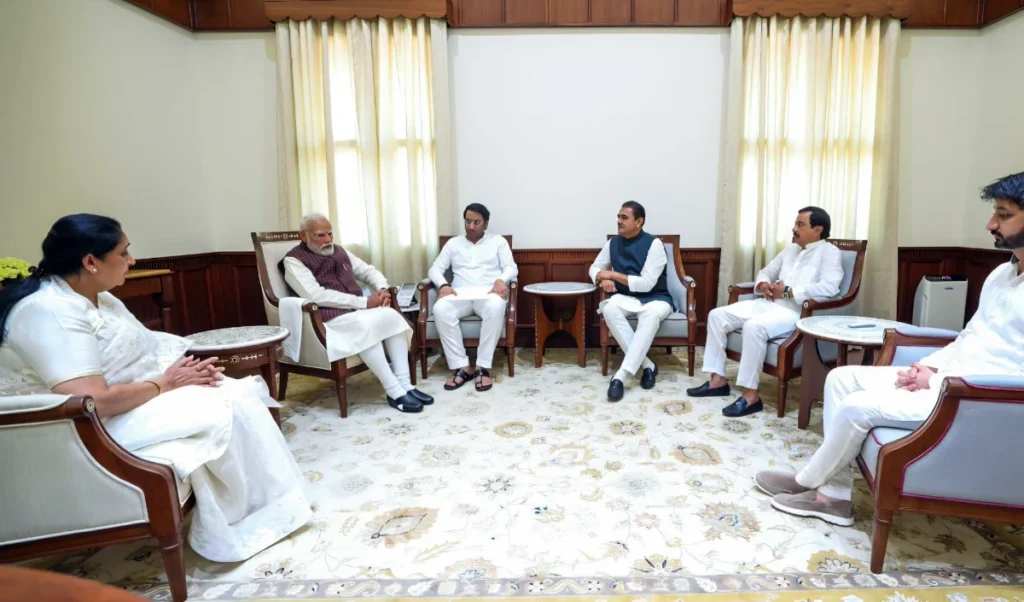 Sunetra Pawar Delhi Visit | सुनेत्रा पवार का दिल्ली दौरा! NCP अध्यक्ष पद और पार्थ पवार के राजनीतिक भविष्य पर बड़ी सुगबुगाहट