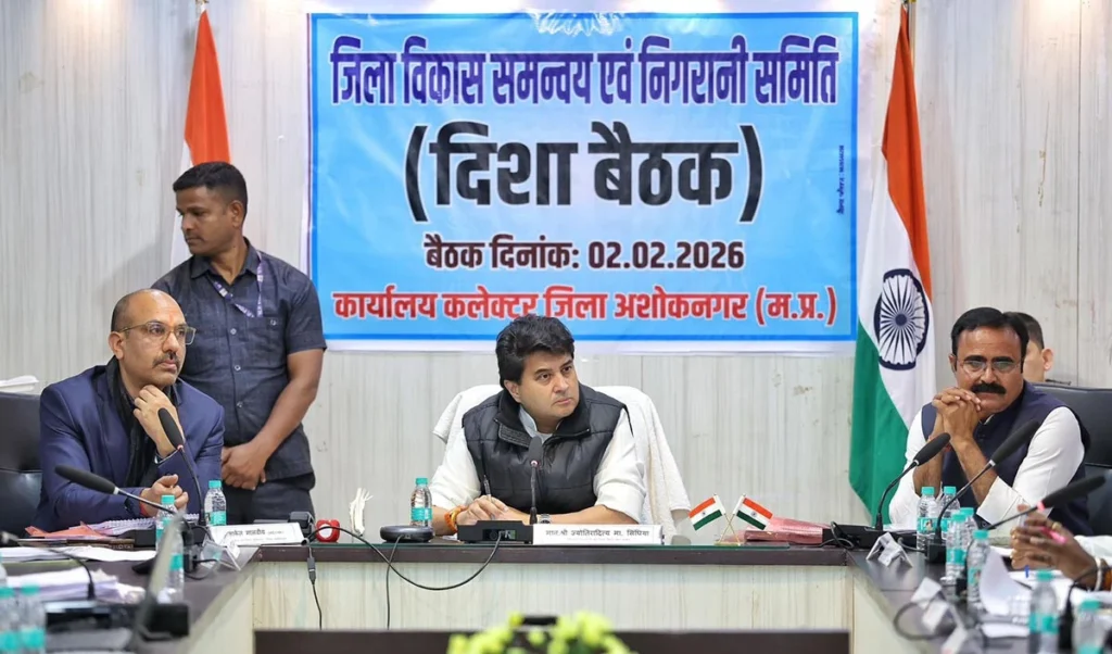 अशोकनगर कॉल सेंटर को सिंधिया ने घोषित किया जिले का नया ‘नवरत्न’