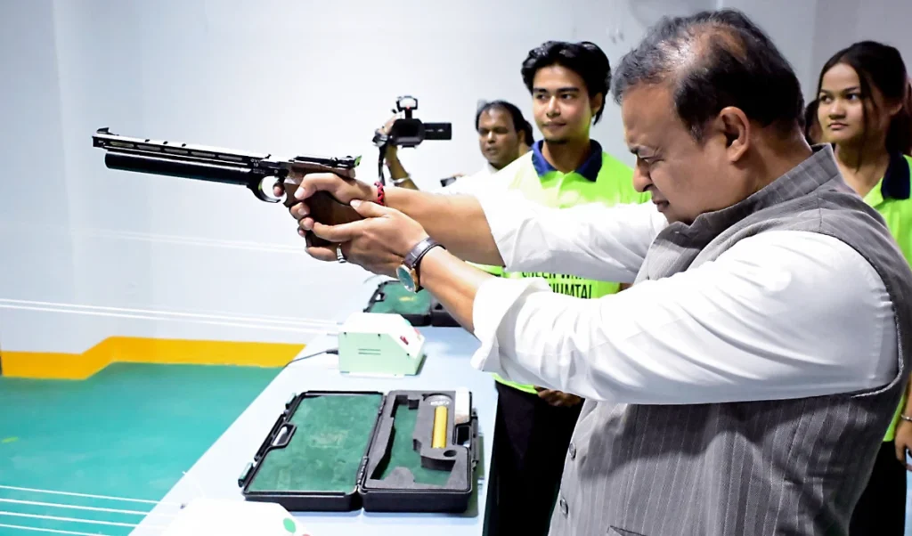 मुस्लिम टोपी वालों पर ‘फायरिंग’, Himanta Biswa Sarma के Video पर Controversy, मामला SC पहुंचा