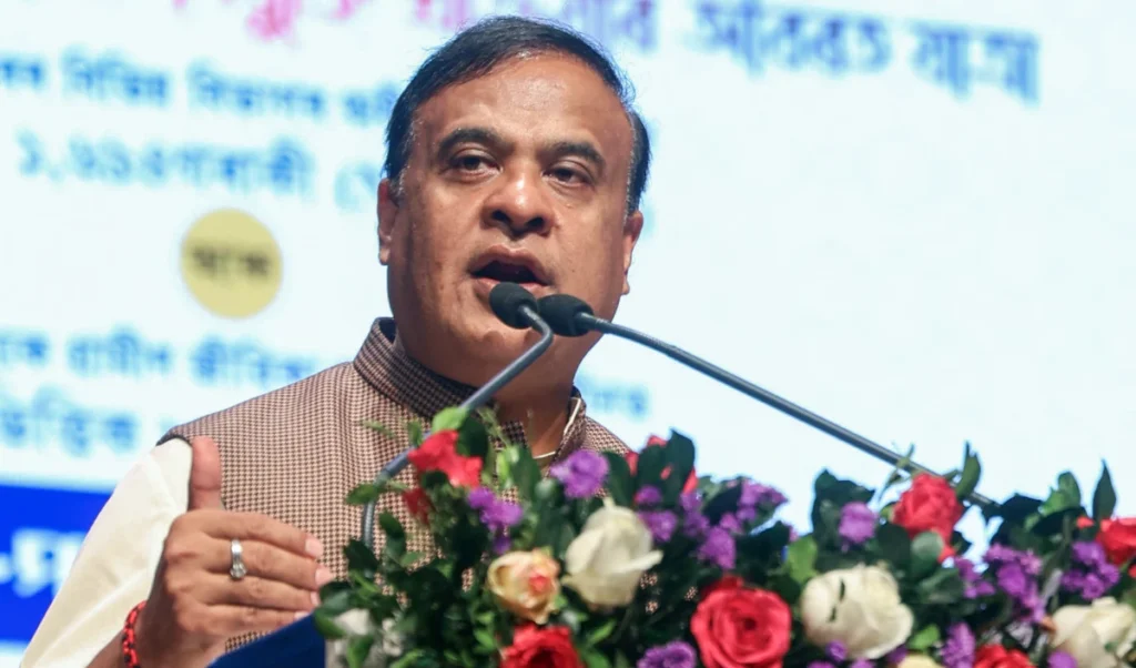 ‘मौलाना’ संग Photo पर बवाल, Himanta Sarma का Pawan Khera पर पलटवार, Congress का दांव उल्टा पड़ गया