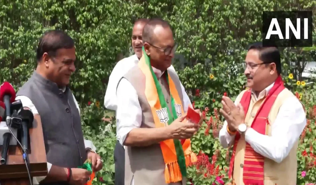 Assam Politics: चुनाव से पहले Congress को बड़ा झटका, Pradyut Bordoloi हुए BJP में शामिल, CM हिमंता बोले- अभी और आएंगे