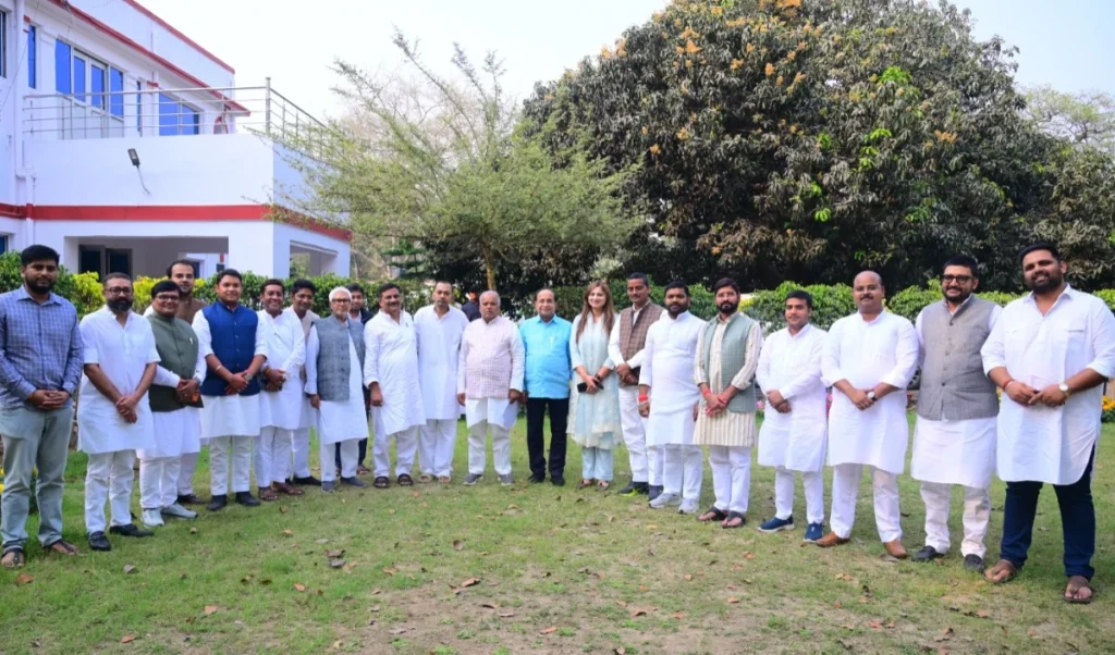 Bihar की सियासत का नया चेहरा! JDU में निशांत संभालेंगे बड़ी जिम्मेदारी, पार्टी नेताओं के साथ की बड़ी बैठक