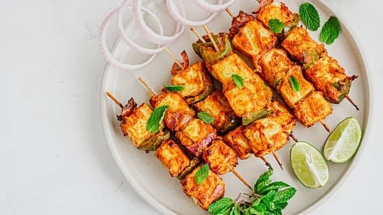 Delicious Paneer Snacks for Holi: Tikka, Pakora, and Kathi Roll Recipes to Delight Your Guests Delicious Paneer Snacks for Holi: Tikka, Pakora, and Kathi Roll Recipes to Delight Your Guests