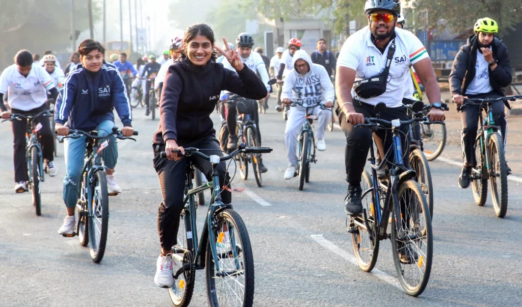Fit India का Women's Carnival: Delhi के Nehru Stadium में महिला शक्ति का भव्य प्रदर्शन