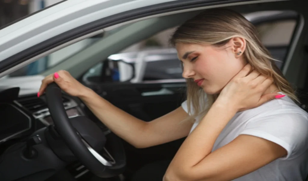 Health Tips: Car Driving से आपकी Spine हो रही है खराब, स्पाइन सर्जन ने बताए ये Golden Rules Health Tips: Car Driving से आपकी Spine हो रही है खराब, स्पाइन सर्जन ने बताए ये Golden Rules