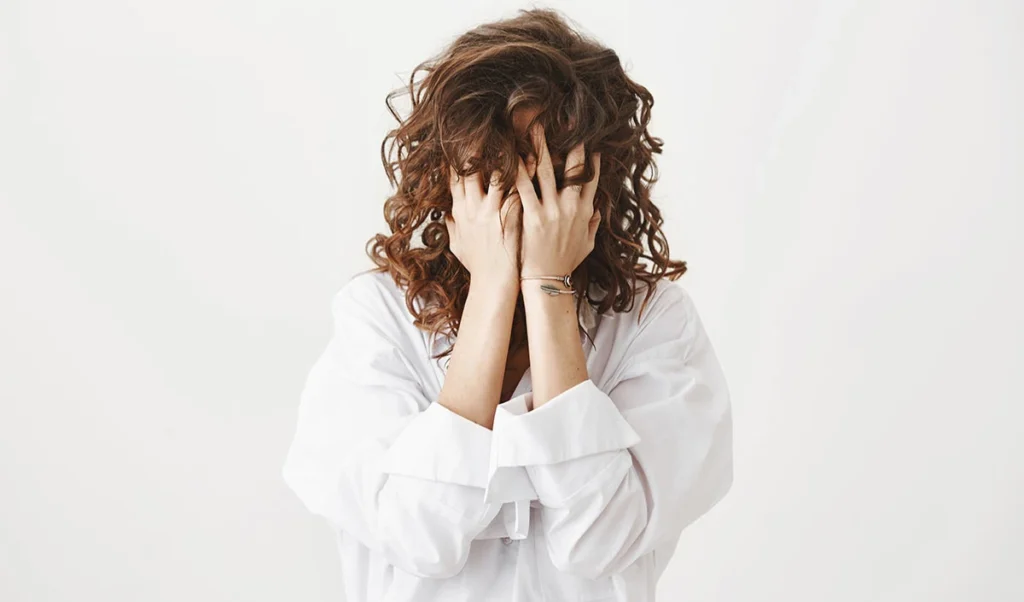 Health Tips: एंग्जाइटी को कहना है अलविदा, तो डाइट में शामिल करें ये फूड्स Health Tips: एंग्जाइटी को कहना है अलविदा, तो डाइट में शामिल करें ये फूड्स