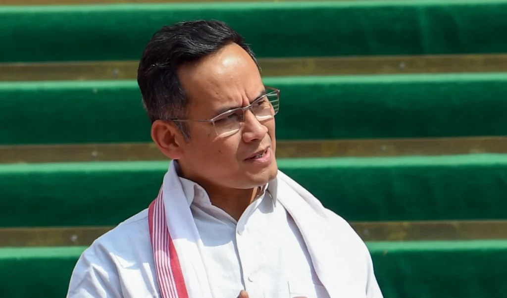 Himanta Sarma की कुर्सी पर संकट? कांग्रेस का दावा- Assam के अगले CM होंगे Gaurav Gogoi Himanta Sarma की कुर्सी पर संकट? कांग्रेस का दावा- Assam के अगले CM होंगे Gaurav Gogoi