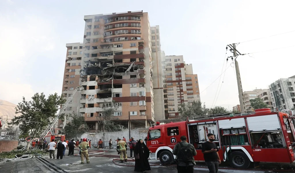 Iran-Israel Tension: 24 घंटे में 191 घायल, Health Ministry ने जारी किए युद्ध के भयावह आंकड़े