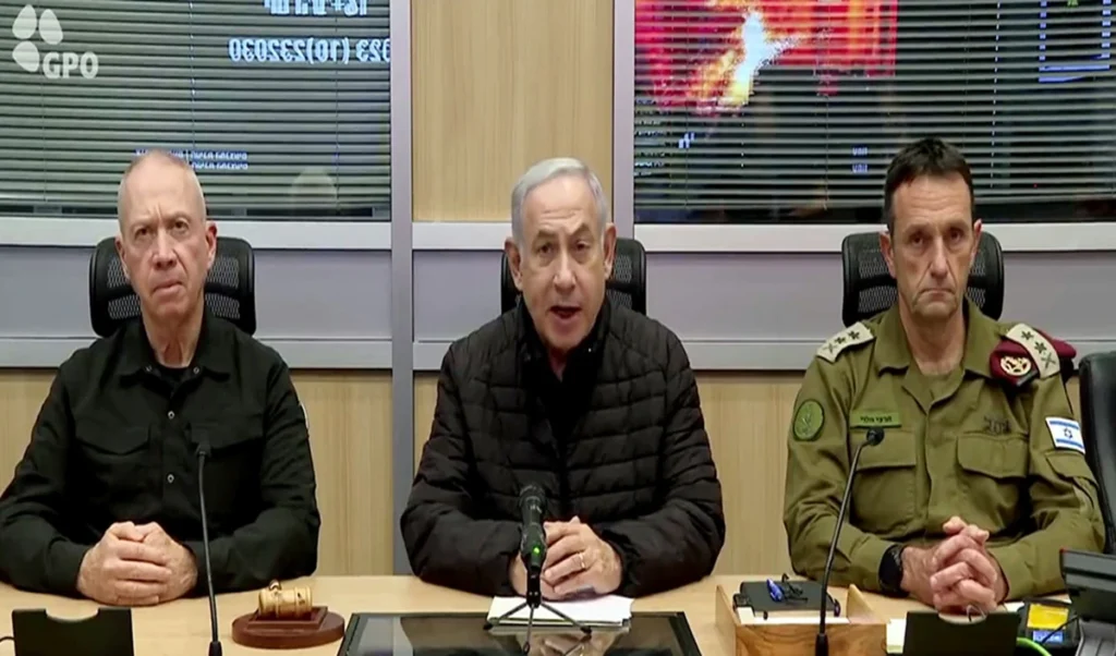 Israel-Hezbollah War: PM नेतन्याहू ने दी हरी झंडी, अब Lebanon में और अंदर तक घुसेगी सेना Israel-Hezbollah War: PM नेतन्याहू ने दी हरी झंडी, अब Lebanon में और अंदर तक घुसेगी सेना