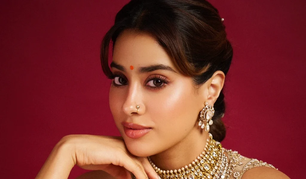 Janhvi Kapoor ने नंगे पाँव चढ़ीं तिरुमाला की 3,500 सीढ़ियाँ, भगवान वेंकटेश्वर का लिया आशीर्वाद