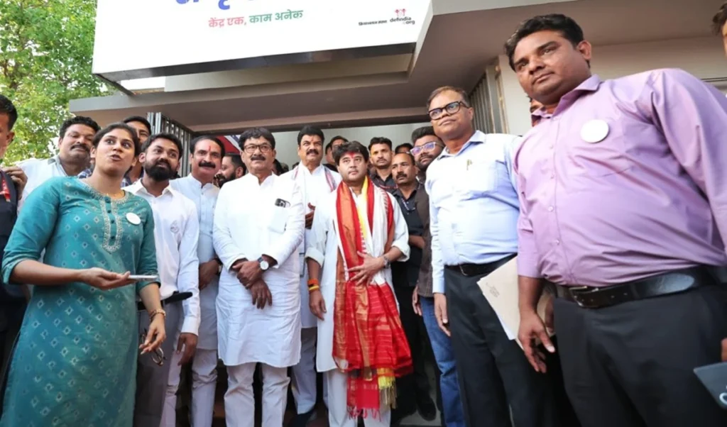 Jyotiraditya Scindia की Digital क्रांति, Guna का Umri बना देश का पहला ‘Phygital’ समृद्धि केंद्र Jyotiraditya Scindia की Digital क्रांति, Guna का Umri बना देश का पहला ‘Phygital’ समृद्धि केंद्र