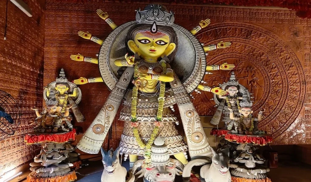 Kolkata में है मां दुर्गा का अनोखा 'Museum', Chaitra Navratri में यहां उमड़ती है भक्तों की भारी भीड़, एक बार जरूर जाएं घूमने