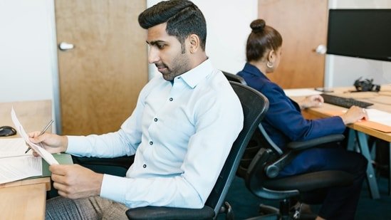 Longevity doctor shares 7-point exercise cheat sheet to beat sedentary lifestyle: Count steps, build strength, and more Longevity doctor shares 7-point exercise cheat sheet to beat sedentary lifestyle: Count steps, build strength, and more