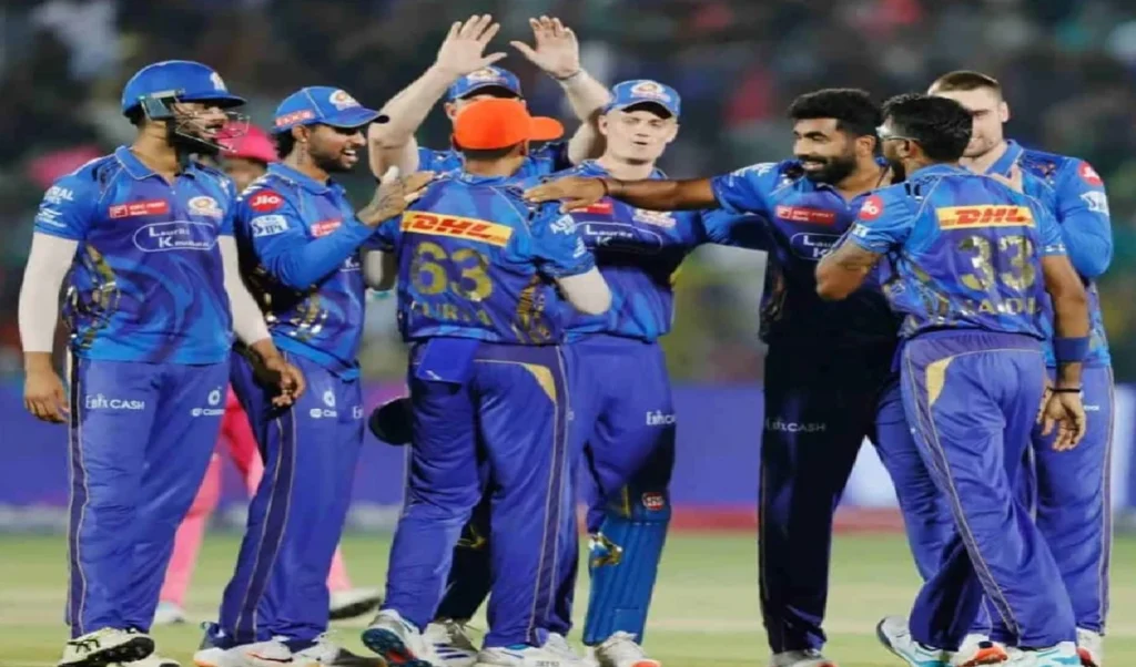 MI vs KKR: मैदान में उतरते ही इतिहास रच देगी मुंबई इंडियंस, 300 टी20 मैच खेलने वाली पहली आईपीएल फ्रेंचाइजी MI vs KKR: मैदान में उतरते ही इतिहास रच देगी मुंबई इंडियंस, 300 टी20 मैच खेलने वाली पहली आईपीएल फ्रेंचाइजी