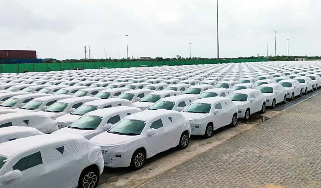 Middle East Crisis: गैस की कमी से भारत के Auto Sector पर संकट, Production पर लग सकता है ब्रेक Middle East Crisis: गैस की कमी से भारत के Auto Sector पर संकट, Production पर लग सकता है ब्रेक