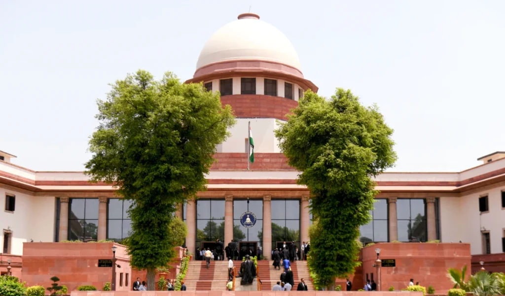 NCERT Unconditional Apology! न्यायपालिका पर विवादित अध्याय के बाद कक्षा 8 की पूरी किताब वापस, सुप्रीम कोर्ट ने लगाया था बैन