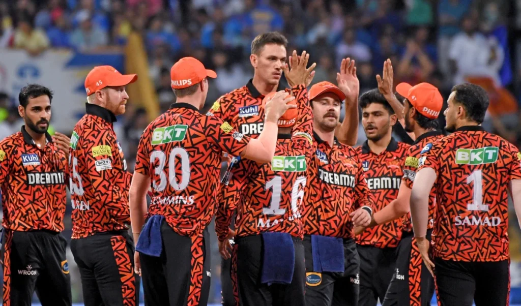 Pat Cummins की एक चोट ने IPL में रचा इतिहास, 19 साल बाद सभी 10 टीमों के Captains बने भारतीय